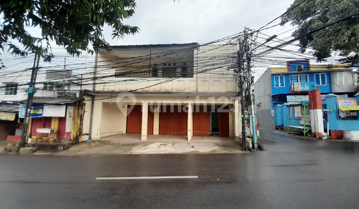 Disewa Ruko Strategis 2 Lantai di Jalur Bisnis Ciracas: Selangkah ke LRT & Tol, SHM, Bebas Banjir & Akses 3 Mobil - Siap Huni!