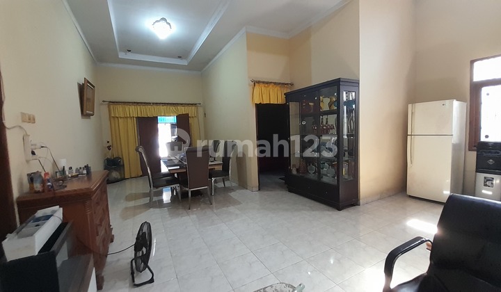 Dijual Rumah Cocok Untuk Dibuat Kos-kosan, Tempat Tinggal, Toko, Gudang, Bengkel, Dan Workshop Di Pondok Bambu Jakarta Timur 2