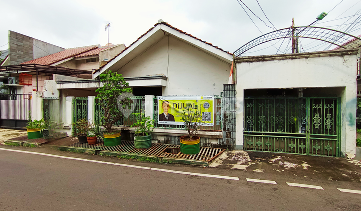 Rumah Asri Duren Sawit - 100% Bebas Banjir | SHM | Jalan 3 Mobil | Dekat Tol & LRT 2