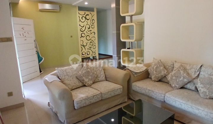 Dijual Cepat! Rumah 2 Lantai di Perumahan Coastarica Residence Batam Centre Full Furnished Dijual Cepat! Rumah 2 Lantai di Perumahan Coastarica Residence Batam Centre Full Furnished