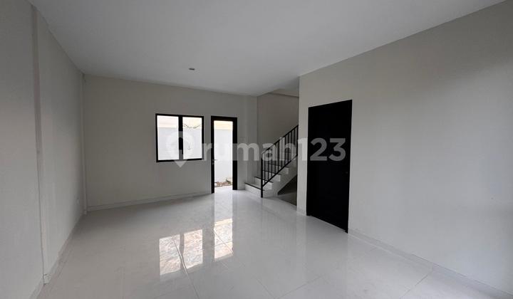 Disewakan Perumahan Diamond Pavillion