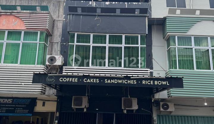 For Sale, Prosperity Shop House Sungai Panas (Next to SMP Negeri 6), Well-Maintained Condition, Formerly a Cafe. For Sale, Prosperity Shop House Sungai Panas (Next to SMP Negeri 6), Well-Maintained Condition, Formerly a Cafe.