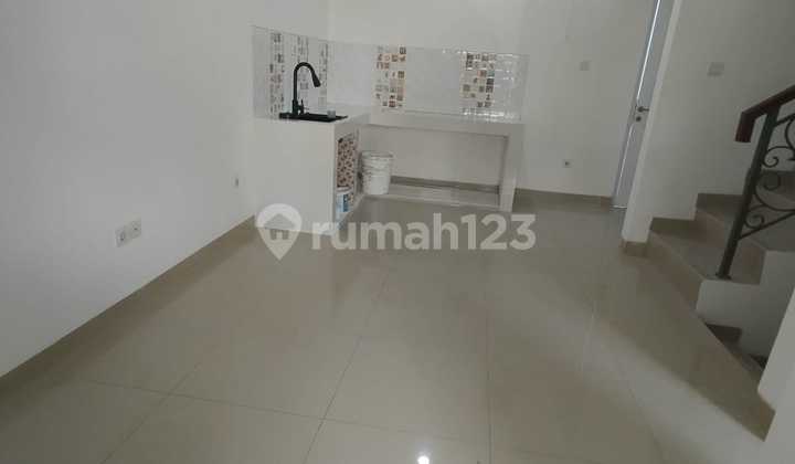 Jual Cepat Rumah Cluster Karelia Dekat Ruko Aniva di Gading Serpong 2