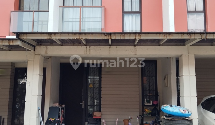 Dijual Rumah 2 Lantai siap huni di Perumahan Green Village Dijual Rumah 2 Lantai siap huni di Perumahan Green Village