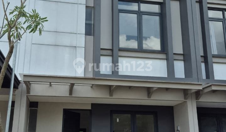 For Sale Latino's Business District 3-Story Shophouse in BSD City