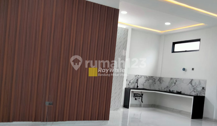 Rumah Baru Minimalis Kopo Permai bisa untuk Usaha