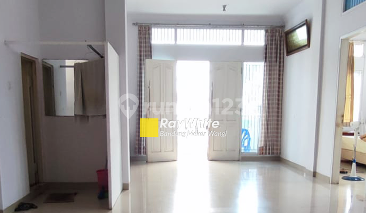 Rumah untuk Usaha Minimalis Modern Kopo Perma