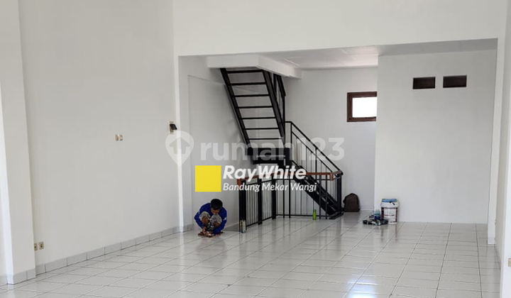 Ruko Main Road Mekar Wangi Dekat Pusat Perbelanjaan Ruko Main Road Mekar Wangi Dekat Pusat Perbelanjaan