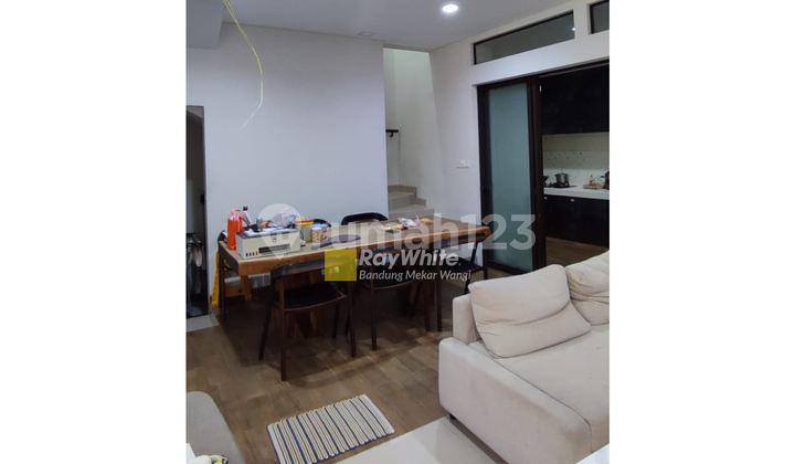 Ready-to-Occupy Summarecon Premium Semi-Furnished House