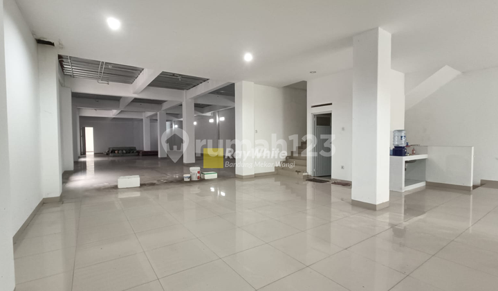 Ruang Usaha Luas Strategis Ciburial- Soreang