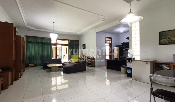 Charming House suitable for Business in Dadali Complex 1