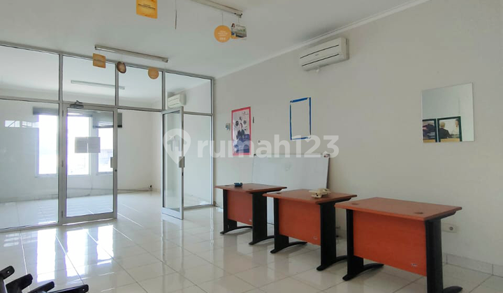 Ruko Siap Huni di Mainroad Kebonjati Bandung Ruko Siap Huni di Mainroad Kebonjati Bandung