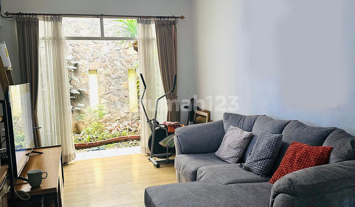 Rumah Golf Arcamanik Kondisi Bagus Bandung