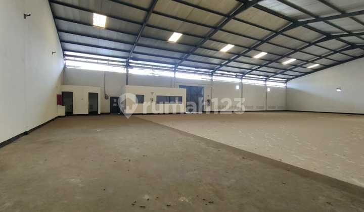 Gudang 6 ruangan Leuwi Gajah Cimahi Kondisi Bagus