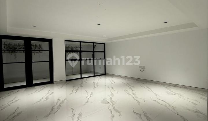 DIJUAL-RUMAH MODERN CLASSIC DI SUKAJADI SEKTOR 10 BATAM✨