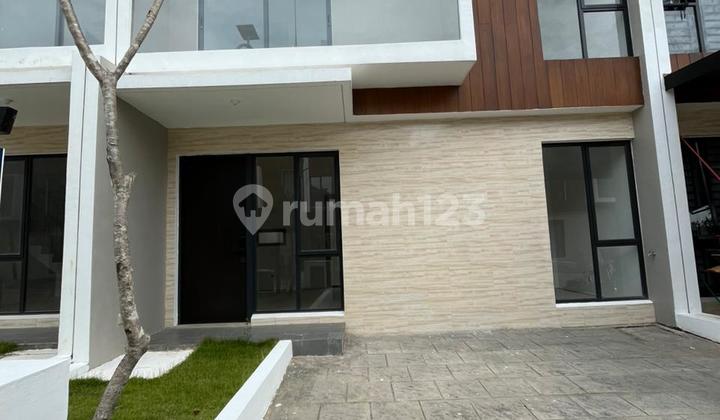 For Sale - Lavish Hill House, Batam Centre