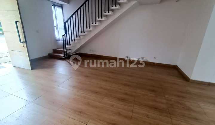 For Sale House In A Serene, Comfortable, Strategic Housing Complex 2