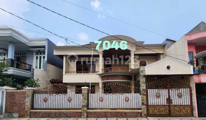 Rumah Nyaman & Luas di Duren Sawit - 2 Lantai, Cocok untuk Keluarga Besar