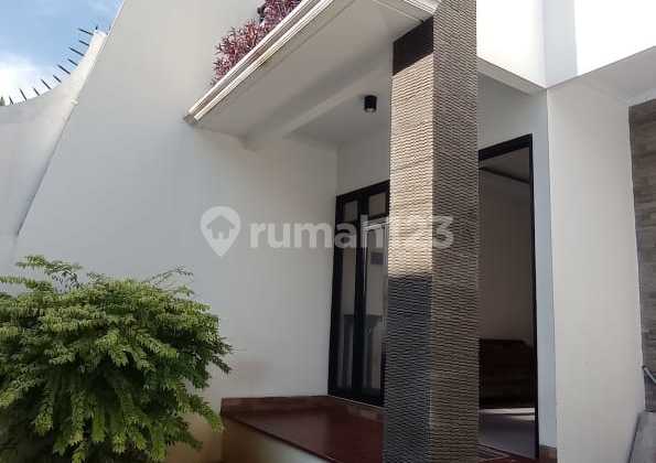 Modern 2-Story House in Rawamangun - The Best Investment Asset 2