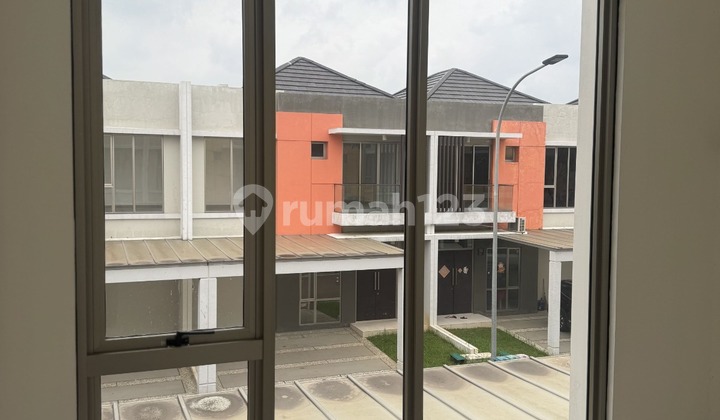 Disewakan Rumah di Cluster South Magenta Pik2, Tangerang Semi Furnished