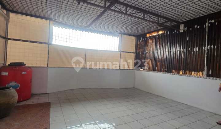 Jembatan Lima Shop House Already Has a Lift, Suitable for Warehouse and Office 2