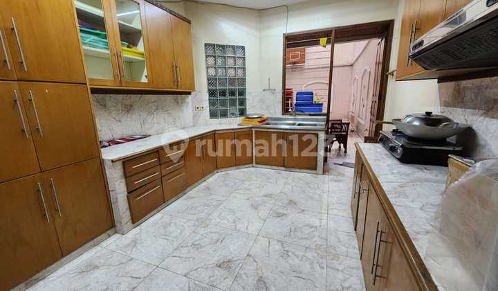 Rumah GREEN GARDEN best price akses jalan lebar lt 400m2 Jual cepat 2
