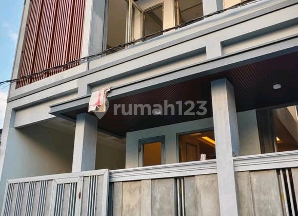DIJUAL RUMAH MANUKAN INDAH