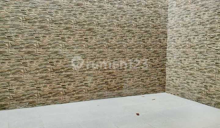 For Rent: Green Nature House Citraland 3 Bedrooms Semi-Furnished Near Market 2