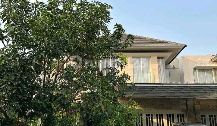 Crown Hill Royal Residen Wiyung Surabaya 2 Lantai