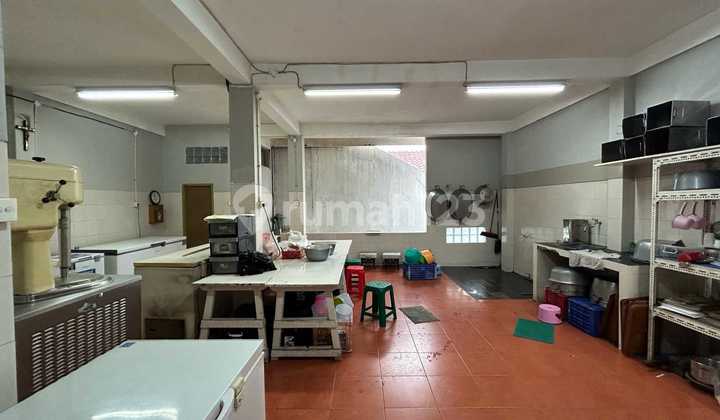 Rumah Manyar Cocok untuk Tempat Tinggal atau Usaha Rumah Manyar Cocok untuk Tempat Tinggal atau Usaha