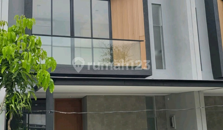 Disewakan Rumah Baru Roftoop View Danau Northwest 5Kt Citraland