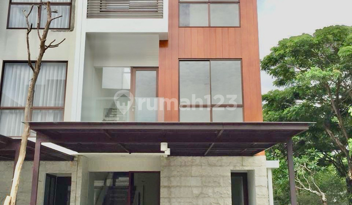 Dijual Rumah Graha Natura 3Lantai 3Kt Hook Lebar 7 Dekat Pakuwon Mall