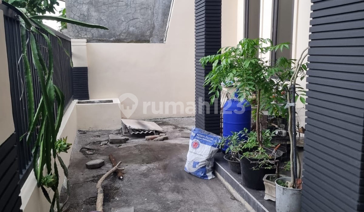 Rumah Pondok Tjandra Indah Siap Pakai Dekat Akses Tol 2