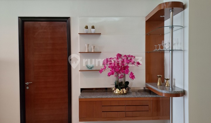 FOR SALE THE PEAK APARTMENT SUDIRMAN REGIS TOWER JAKARTA 2