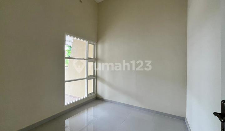 Affordable House in Menteng Regency Near Regency Park