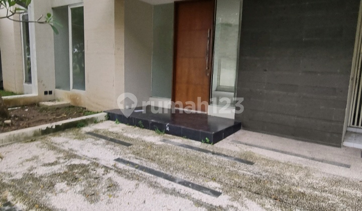 Dijual Murah Rumah Northwest Park Lake View 2Lt Luas 135M 4Kt 2