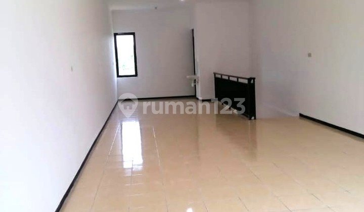 READY-TO-OCCUPY SHOP HOUSE IN MENGANTI NEAR BCA BANK MENGANTI GRESIK