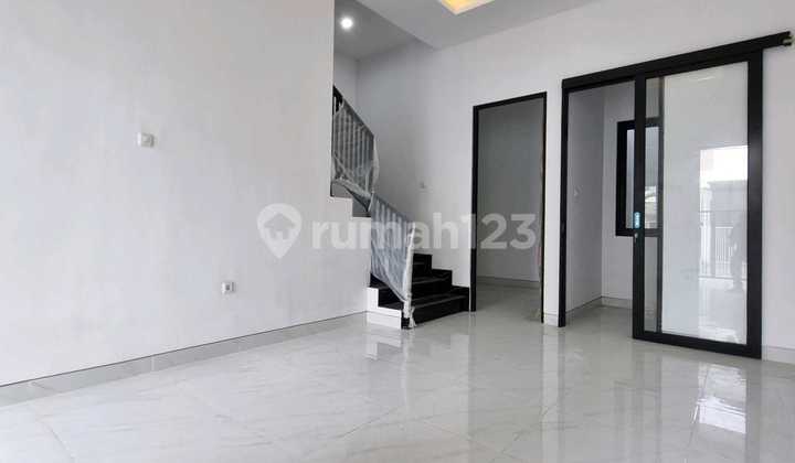 Prapen New House Near Tenggilis, Jemursari 2