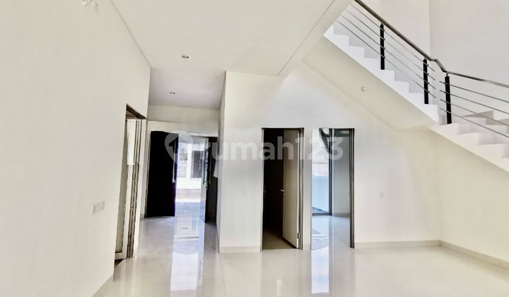 Dijual Rumah Greenland Menganti 4Kt 2Lt Kosongan 2