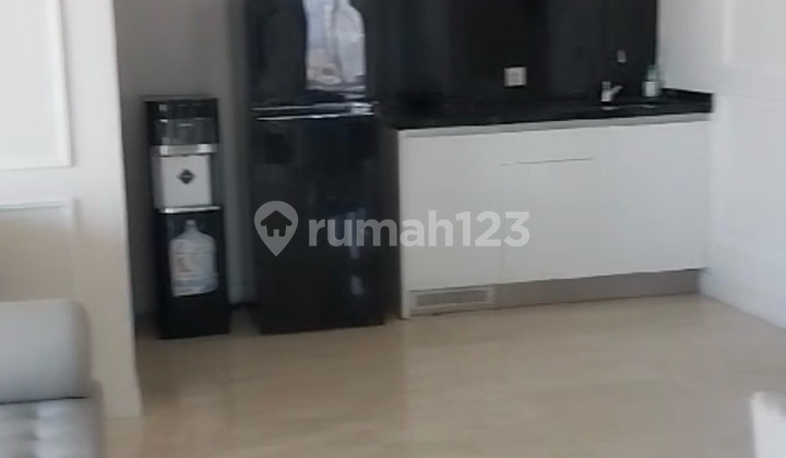 One East Residence Apartment, Kertajaya, Surabaya