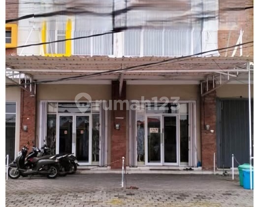 Ruko 2 Lantai Shm Imb Lengkap Di Kerobokan Kelod Ev