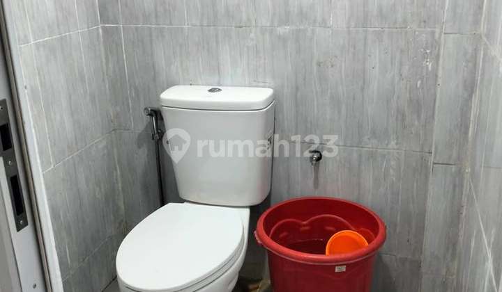 2-Story Ruko with Complete SHM and IMB in Kerobokan Kelod Ev 2