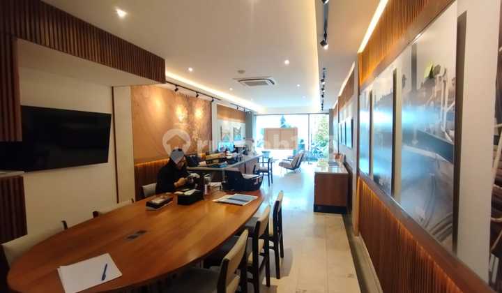 2-Story Shop House Facing East on Jl Raya Kerobokan Wn 2