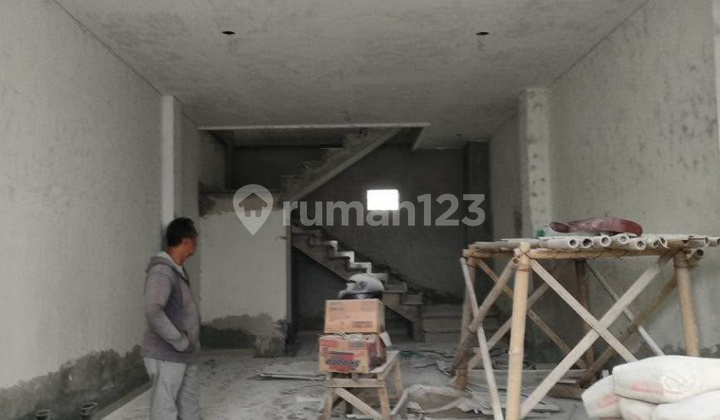 2 Unit Ruko 3 Lantai Di Mahendradata Denpasar At