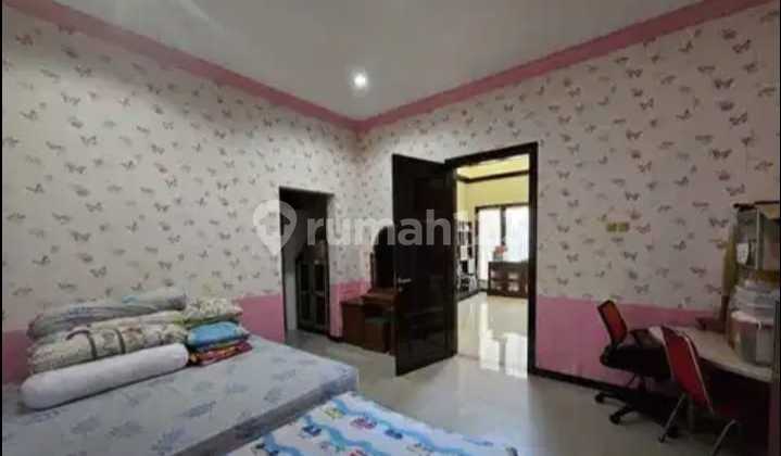 2-Story Shophouse with Complete SHM IMB in Sesetan Mw 2