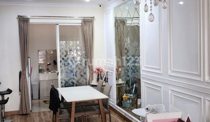 Rumah Dengan Design Yang Sangat Cantik Di Jalan Layar Permai Pik