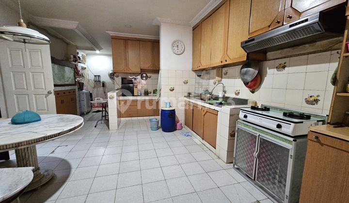 Muara Karang Block 6 Corner House 2