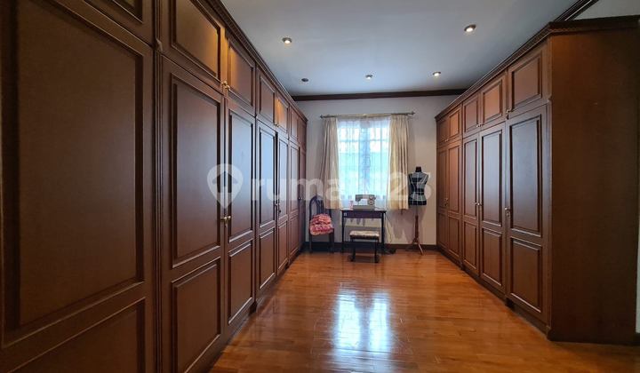 Rumah Menteng Hoek Semi Colonial Design Di Jalan Purwakarta 2