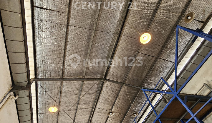 Gudang Elang Laut Tahap 1 Jalur Utama. Container 40 Feet Gudang Elang Laut Tahap 1 Jalur Utama. Container 40 Feet