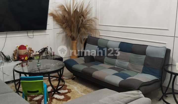 Dijual Rumah Komplek